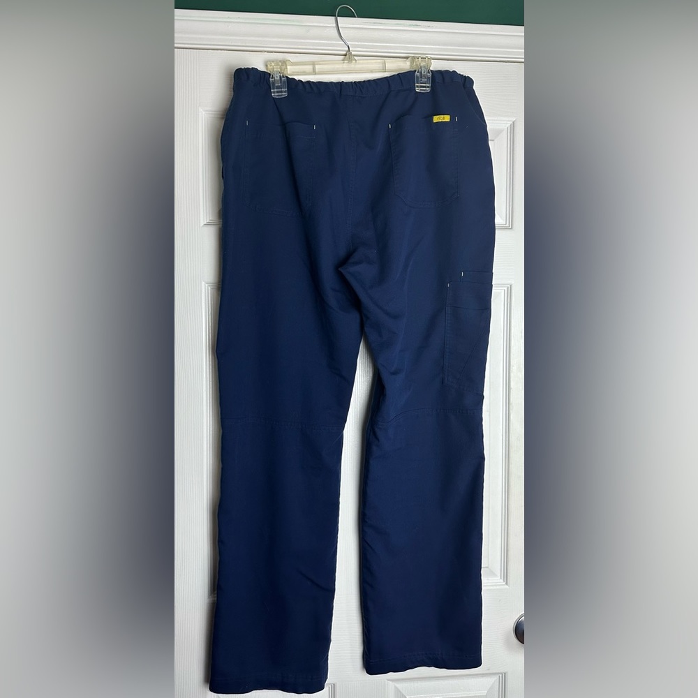 FIGS Navy/Yellow Thread Scrubs Pants Women's - Picture 2 of 5